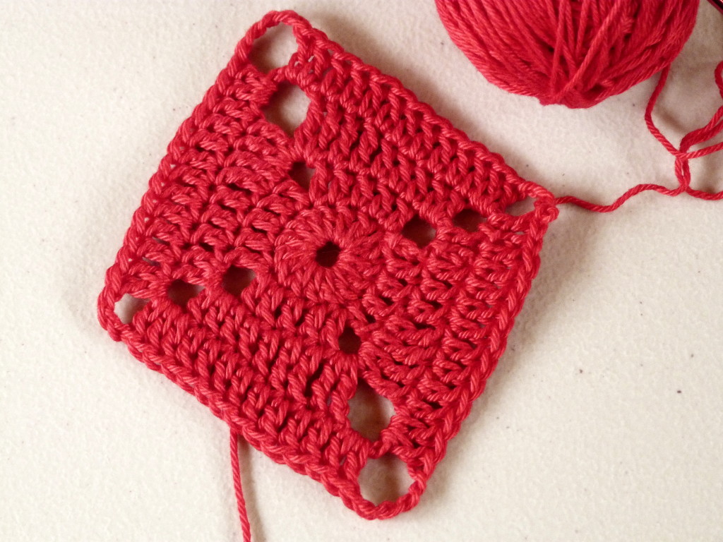 Crochet Spot » Blog Archive » Crochet Pattern: Expanding Diamond Motif ...