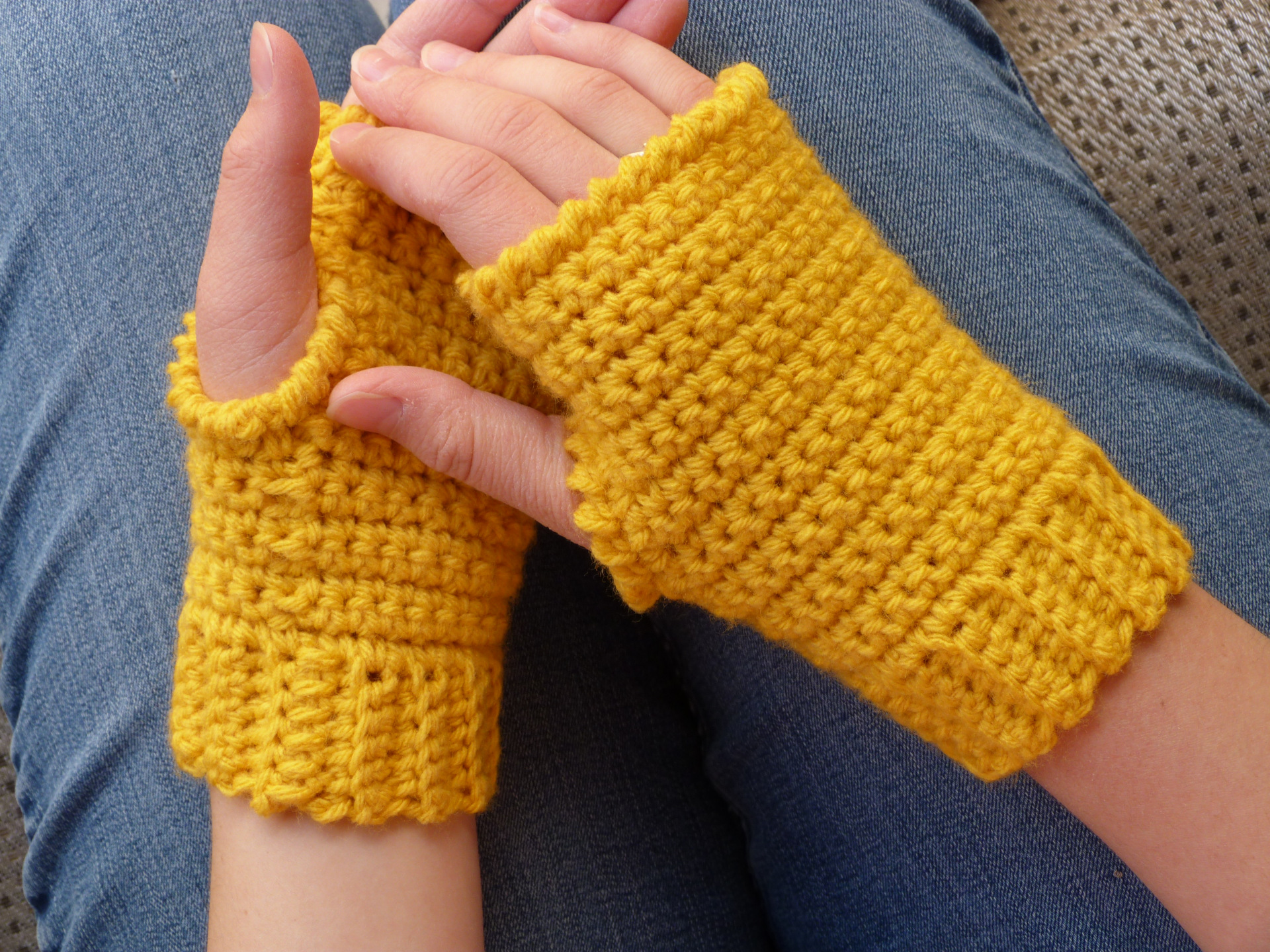 fingerless mittens with flap pattern